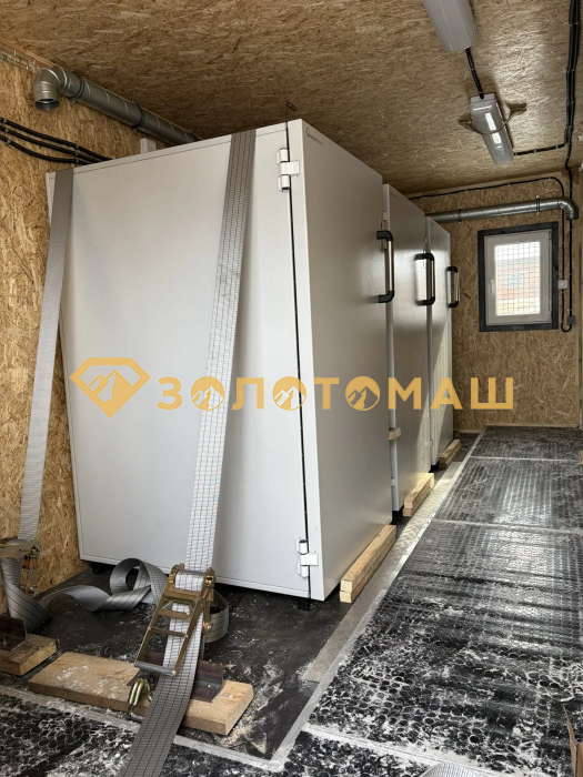 Комплекс обработки проб при бурении рудного месторождения.